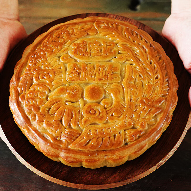 臧隆记 金腿伍仁广式大月饼 2kg 礼盒装包装礼盒产品包装创意设计欣赏(图2)