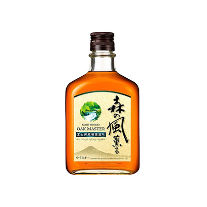山泉酿造的威士忌包装设计(图1)