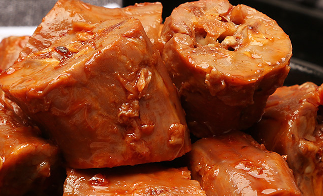 辣腮咯品牌logo与食品包装设计欣赏(图4)