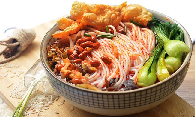 知其味螺蛳粉 知其味螺蛳粉食品包装设计欣赏(图3)